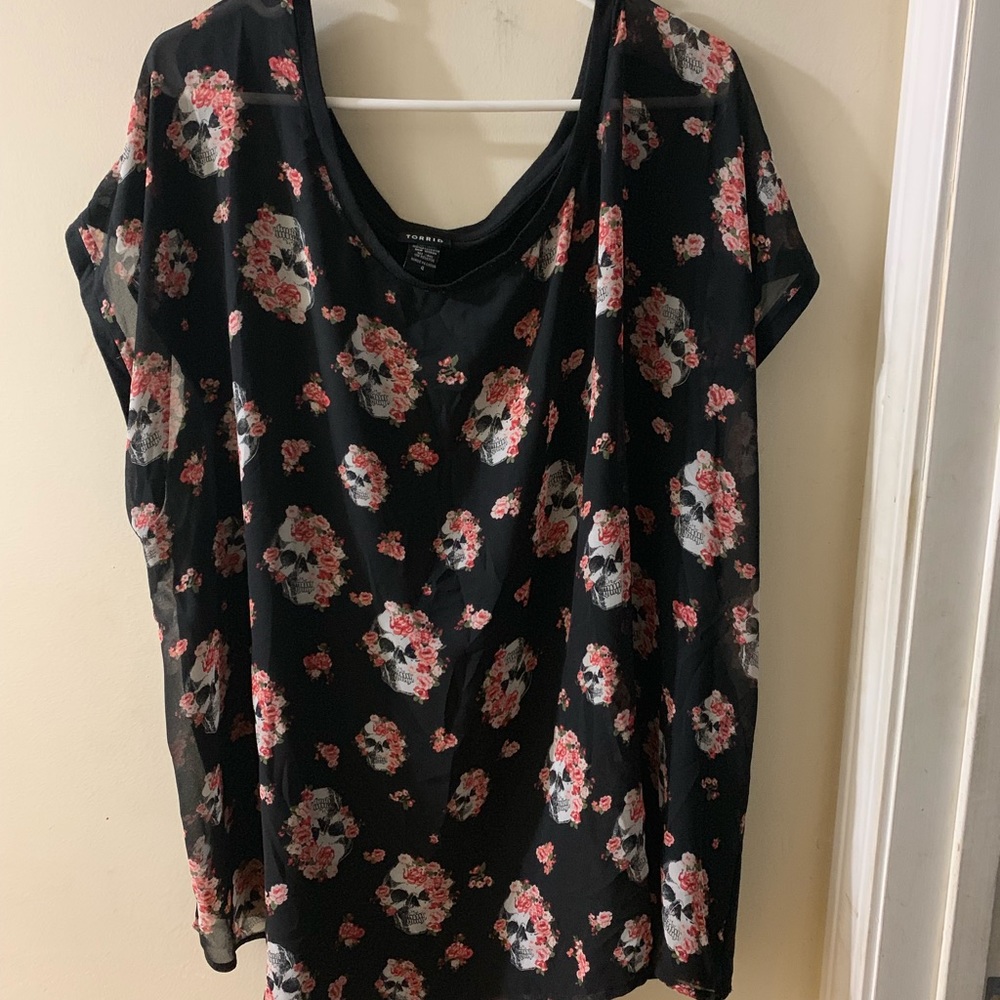 Blouse - Picture 2 of 3